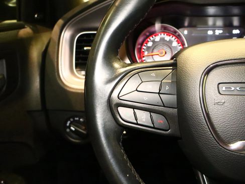 Used 2023 Dodge Charger SXT image 11