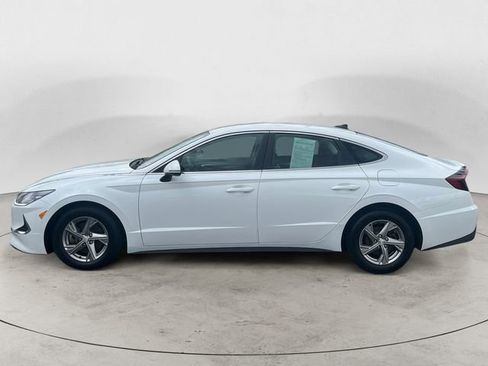 Used 2023 Hyundai Sonata SE w/ Cargo Package FWD image 2