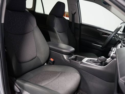 Certified 2023 Toyota RAV4 XLE image 28