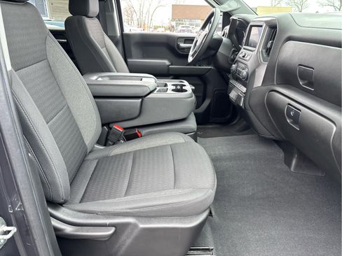 Certified 2022 Chevrolet Silverado 1500 Custom w/ LPO, Dark Essentials Package image 20