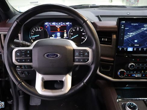 Certified 2024 Ford Expedition Limited image 22