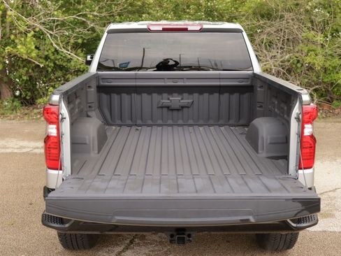 Used 2024 Chevrolet Silverado 1500 Custom Trail Boss AWD/4WD image 26