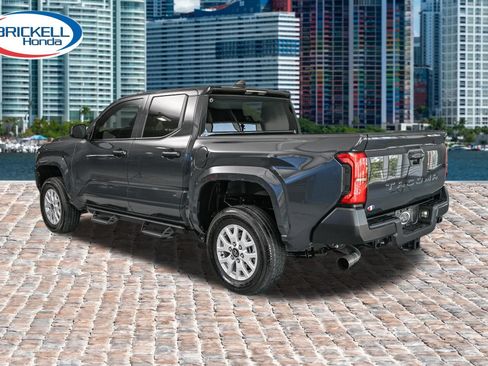 Used 2025 Toyota Tacoma SR RWD image 5
