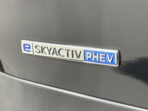 Certified 2025 MAZDA CX-90 Plug-In Hybrid w/ Preferred AWD/4WD image 15