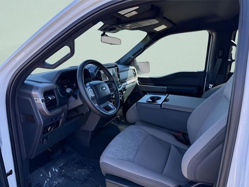 Used 2025 Ford F150 XLT w/ Equipment Group 301A Standard AWD/4WD image 4