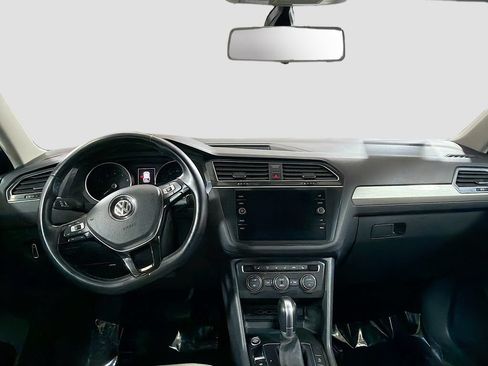 Used 2018 Volkswagen Tiguan SE w/ 3rd Row Seat Package AWD/4WD image 22