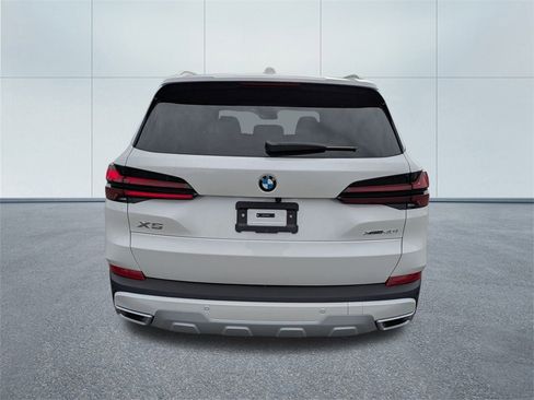 New 2026 BMW X5 xDrive40i image 4