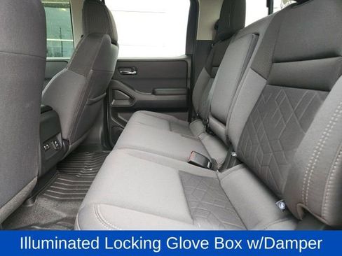 Used 2025 Nissan Frontier SV w/ SV Convenience Package image 18