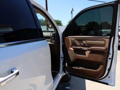 Used 2019 RAM 1500 Limited AWD/4WD image 40