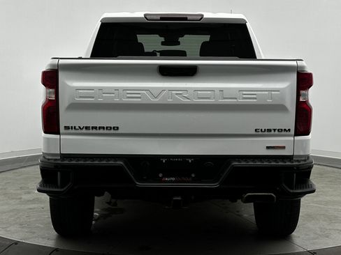 Used 2022 Chevrolet Silverado 1500 Custom Trail Boss w/ Realtree Special Edition image 6