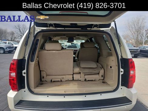 Used 2010 Chevrolet Tahoe LTZ RWD image 26
