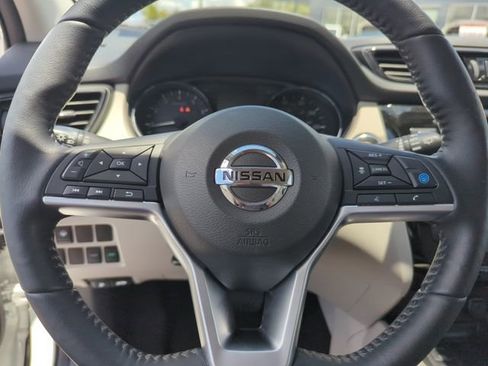 Certified 2021 Nissan Rogue Sport SL w/ Premium Package FWD image 44