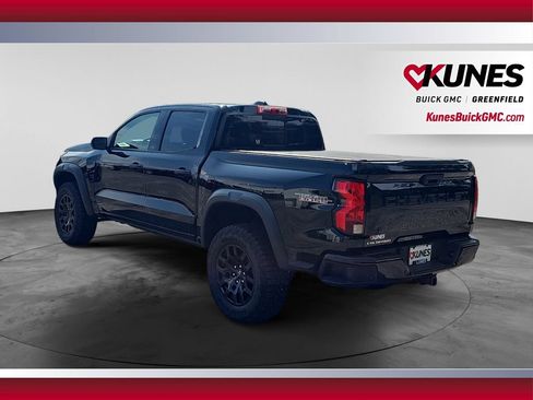 Used 2024 Chevrolet Colorado Trail Boss w/ Advanced Trailering Package AWD/4WD image 8
