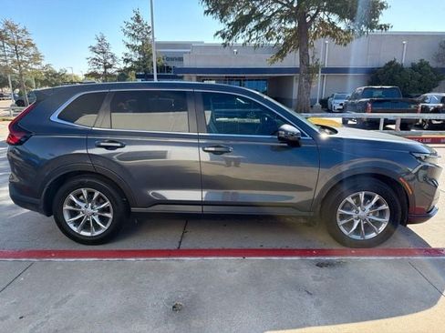 Used 2025 Honda CR-V EX-L image 4