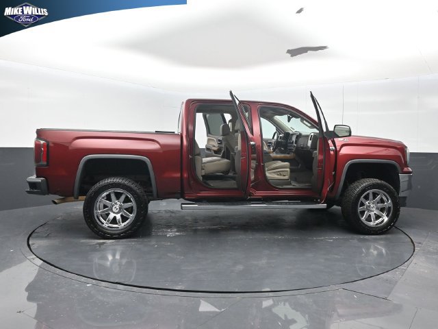 Used 2017 GMC Sierra 1500 SLT w/ SLT Premium Package AWD/4WD image 27