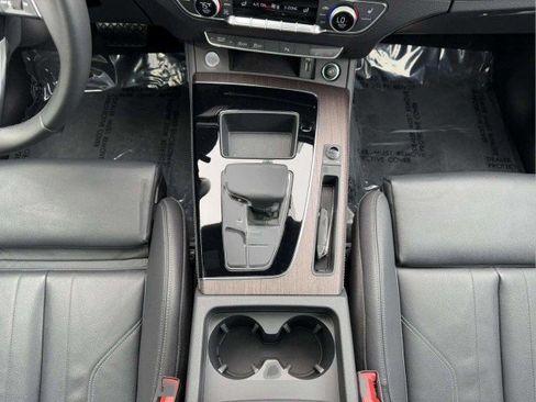 Certified 2023 Audi Q5 2.0T Premium Plus w/ Premium Plus Package AWD/4WD image 18