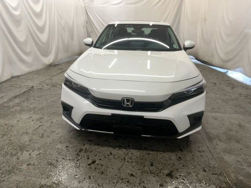 Used 2024 Honda Civic EX image 17