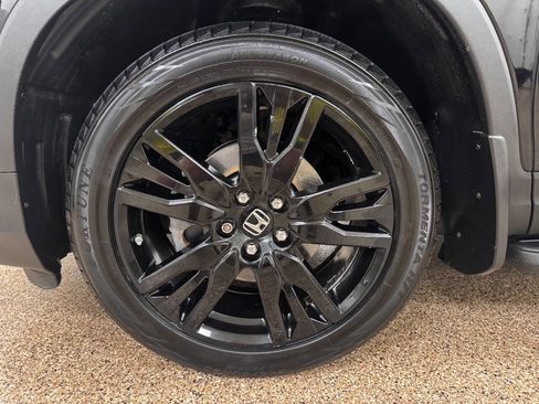 Used 2019 Honda Pilot Elite image 6