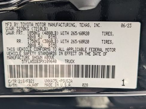 Used 2023 Toyota Tundra SR5 w/ SR5 Convenience Package AWD/4WD image 27