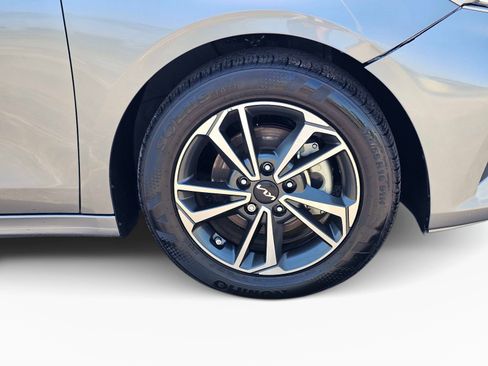 Certified 2024 Kia Forte LXS w/ LXS Technology Package FWD image 6