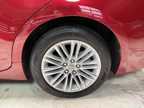 Used 2013 Lexus ES 350 w/ Luxury Pkg FWD image 36