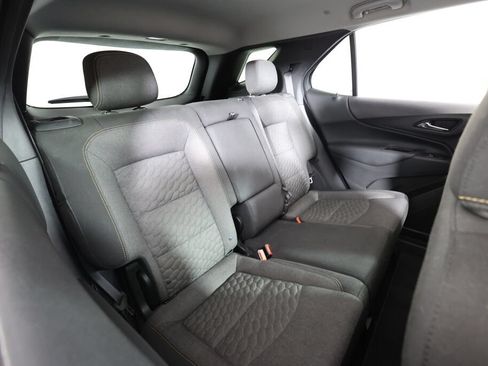 Used 2018 Chevrolet Equinox LT FWD image 22