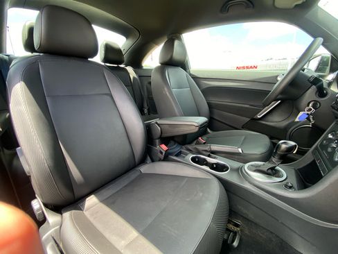 Used 2016 Volkswagen Beetle 1.8T FWD image 12