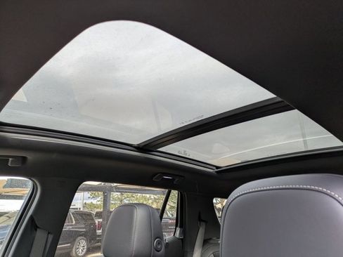 New 2025 GMC Terrain Elevation w/ Elevation Premium Package image 15