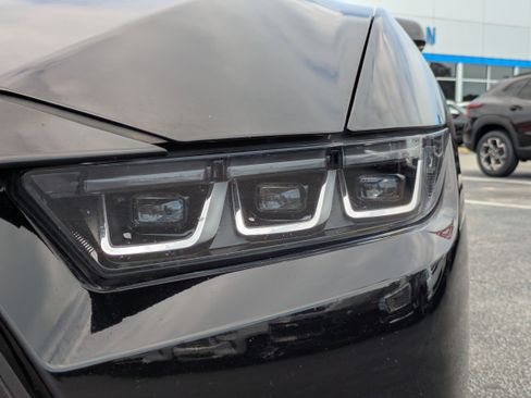 Used 2024 Ford Mustang Convertible image 29