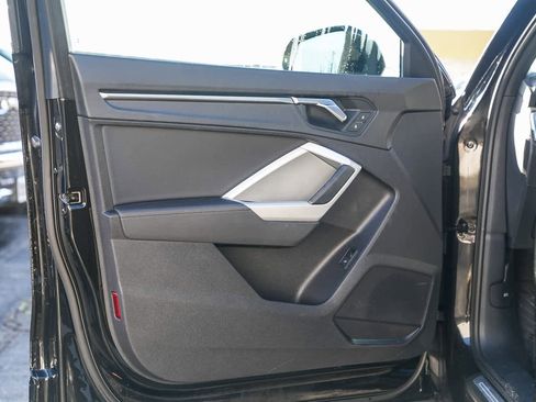 Used 2022 Audi Q3 2.0T Premium image 19