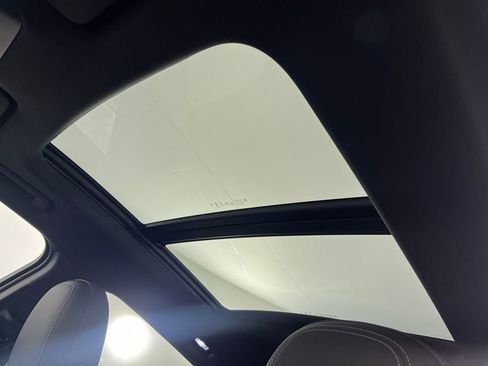 New 2026 Chevrolet Equinox EV LT image 23