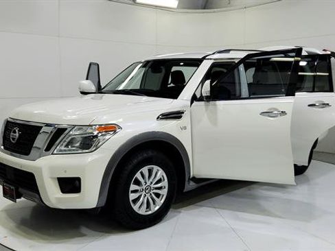 Used 2020 Nissan Armada SV w/ Driver Package RWD image 11