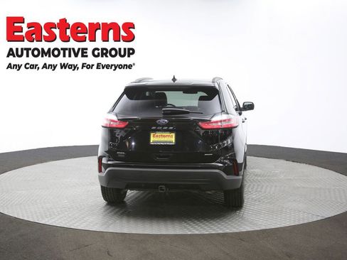 Used 2022 Ford Edge SEL w/ Sport Appearance Package image 38