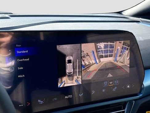 New 2026 Chevrolet Equinox EV LT FWD image 15