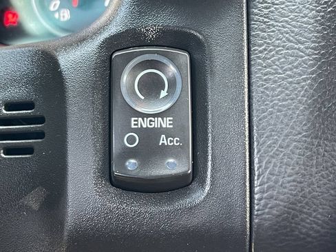 Used 2007 Chevrolet Corvette Coupe w/ Preferred Equipment Group RWD image 26