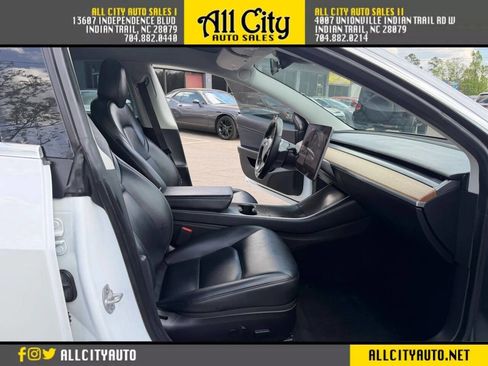 Used 2020 Tesla Model 3 Long Range image 12