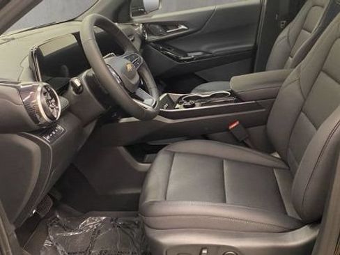 New 2026 Chevrolet Equinox LT w/ Convenience Package II AWD/4WD image 21