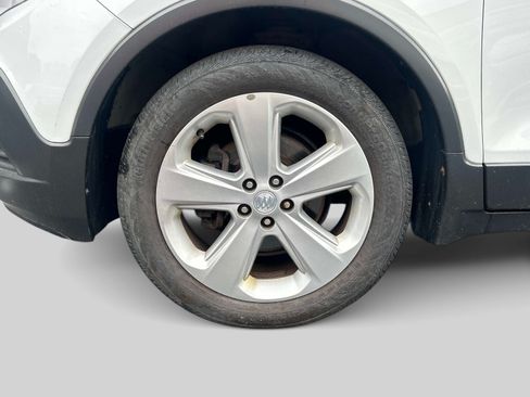 Used 2016 Buick Encore FWD image 9