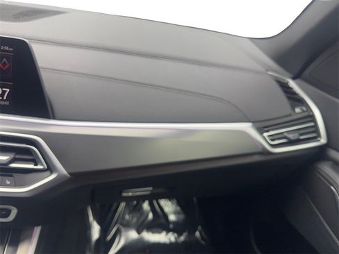 Used 2022 BMW X5 sDrive40i image 59