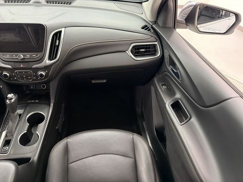 Used 2018 Chevrolet Equinox Premier FWD image 31