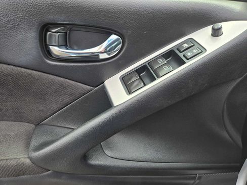 Used 2014 Nissan Murano S FWD image 22