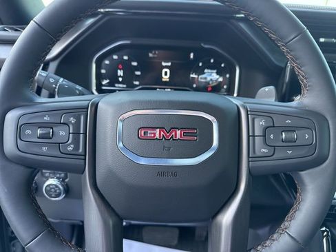 Used 2025 GMC Sierra 1500 AT4 w/ AT4 Premium Package AWD/4WD image 25