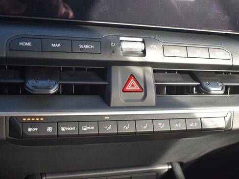 New 2026 Kia K4 FWD image 25