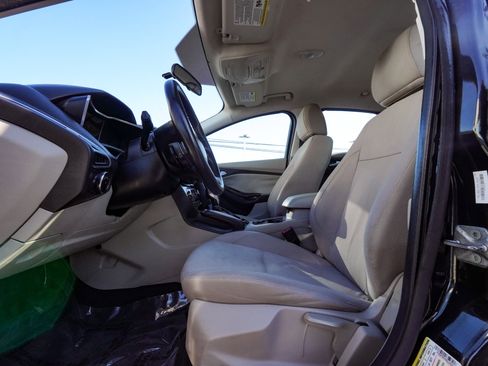 Used 2013 Ford Focus Electric Hatchback image 28