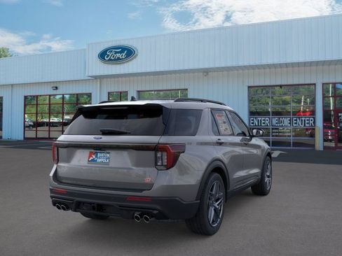 New 2026 Ford Explorer ST w/ Sun And Sound Package image 8