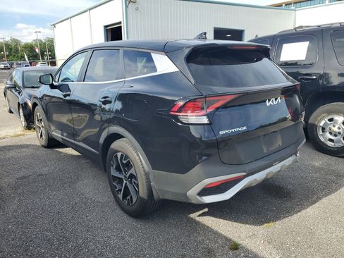 Used 2023 Kia Sportage EX FWD image 3