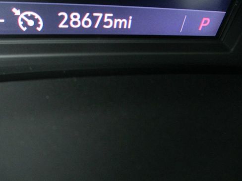 Used 2022 Buick Enclave Essence w/ Experience Buick Package FWD image 34