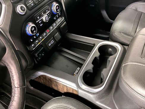 Certified 2021 GMC Sierra 1500 Denali w/ Technology Package AWD/4WD image 16