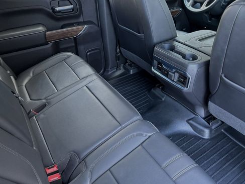 Used 2022 Chevrolet Silverado 1500 High Country w/ Z71 Off-Road Package AWD/4WD image 17
