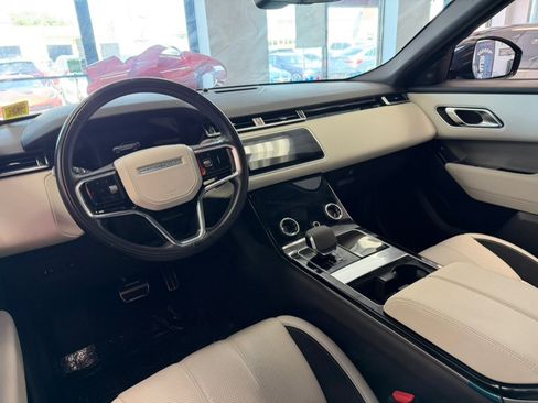 Used 2023 Land Rover Range Rover Velar R-Dynamic S AWD/4WD image 34